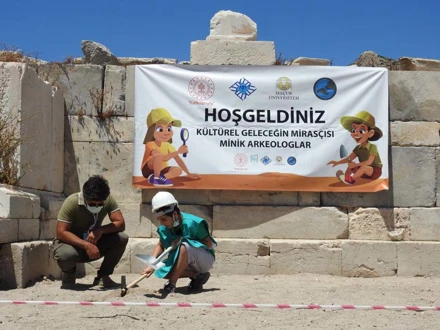 Özel eğitim gören otizmli çocuklarımıza Arkeoloji bilimini tanıtımı